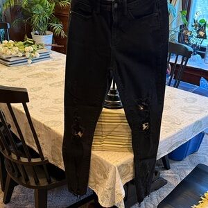 Judy Blue Women's Distressed Black‎ Skinny Jeans